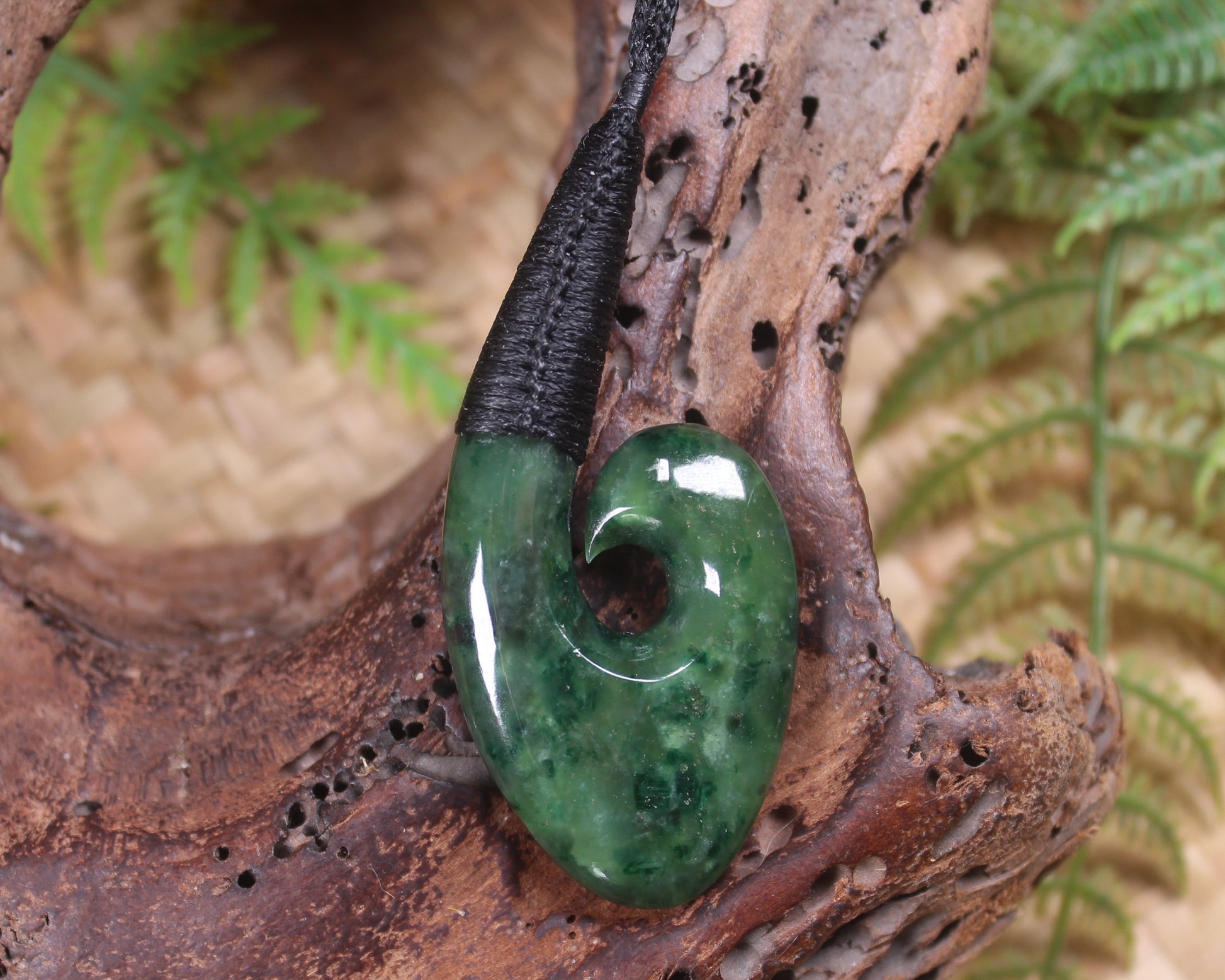 Hei Matau or Fish Hook carved from Kawakawa Pounamu - NZ Greenstone