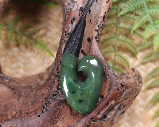 Hei Matau or Fish Hook carved from Kawakawa Pounamu - NZ Greenstone