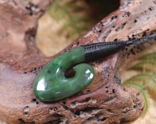Hei Matau or Fish Hook carved from Kawakawa Pounamu - NZ Greenstone