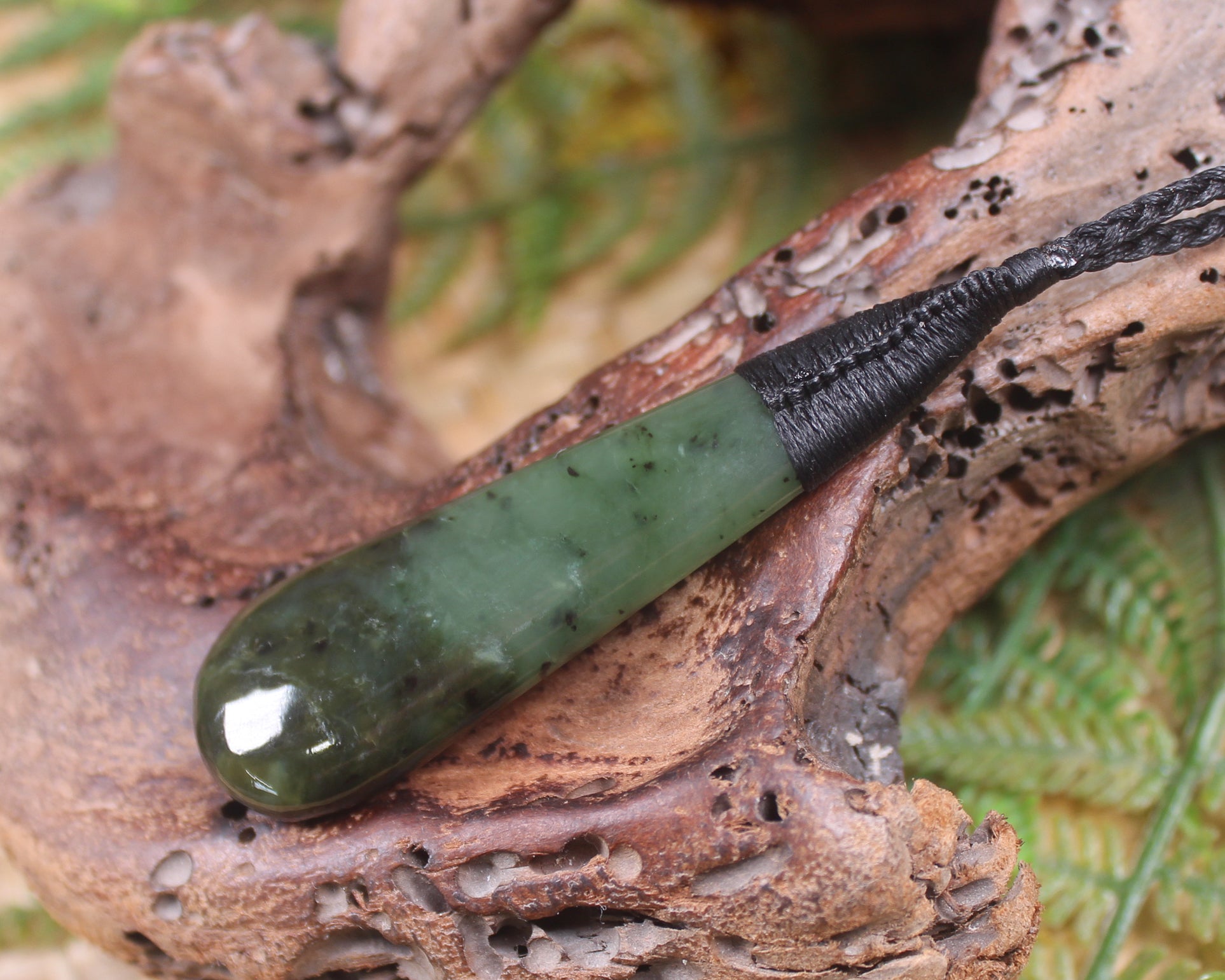 Rimu Pounamu Roimata Pendant - NZ Greenstone