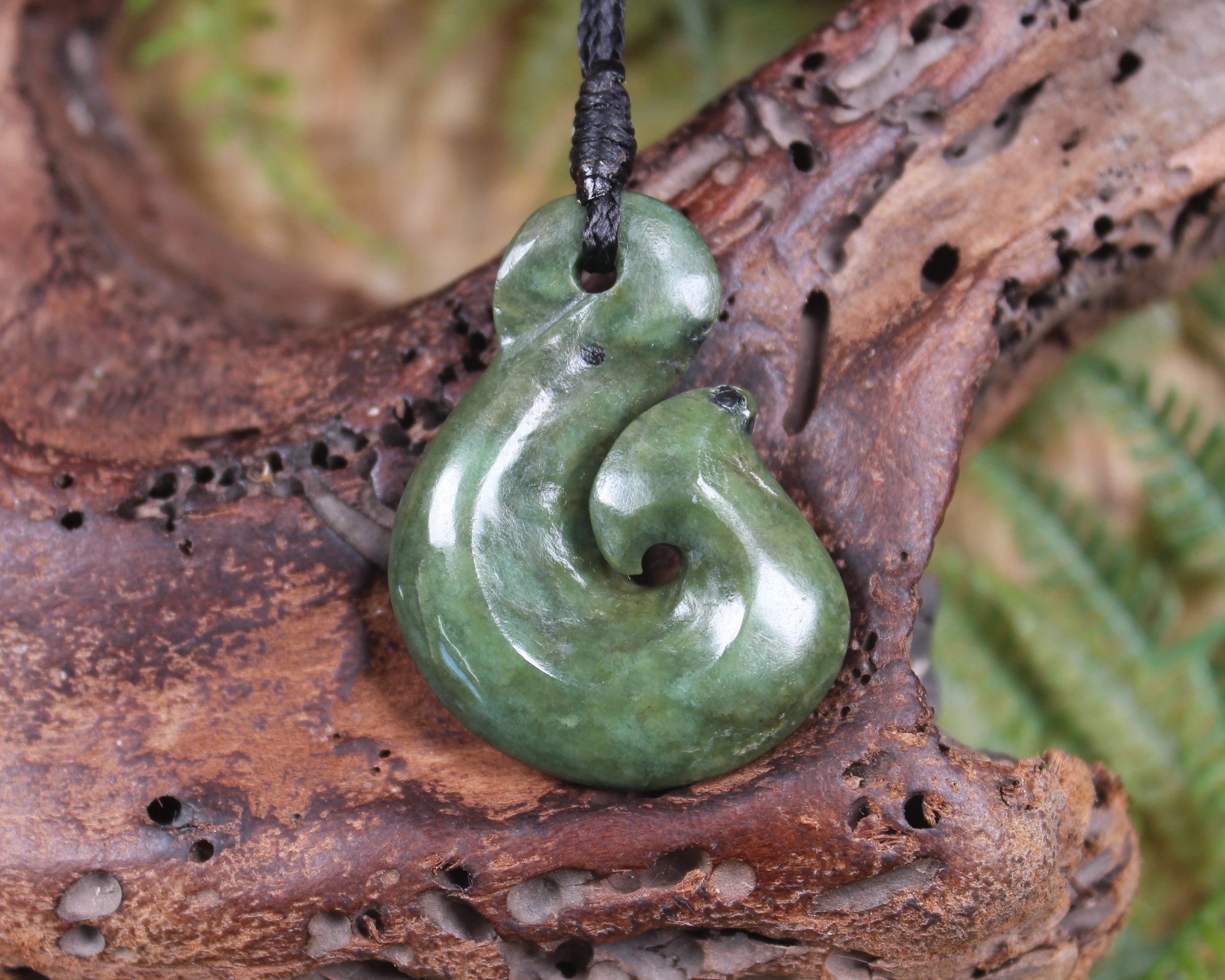 Hei Matau or Fish Hook carved from Kawakawa Pounamu - NZ Greenstone