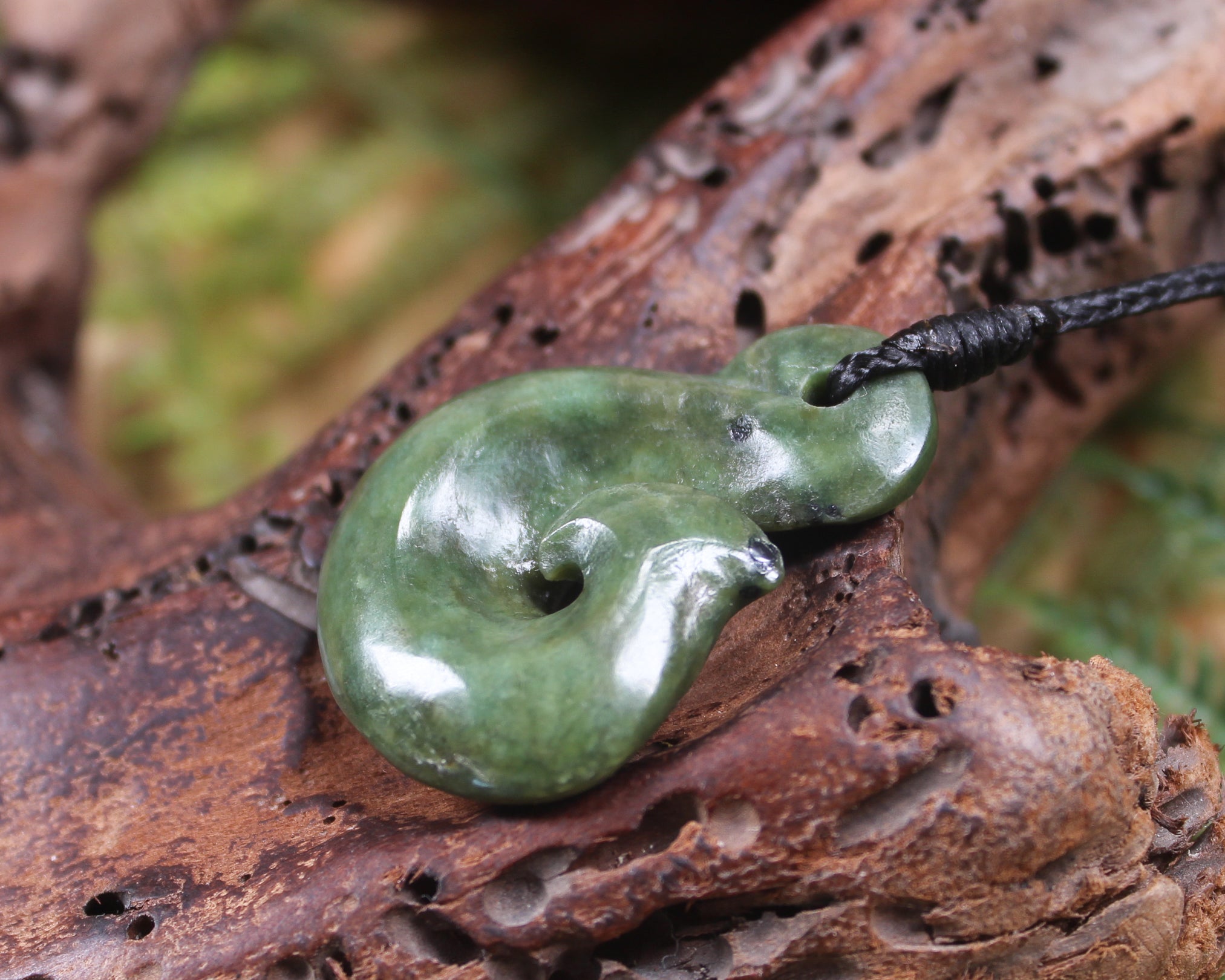 Hei Matau or Fish Hook carved from Kawakawa Pounamu - NZ Greenstone