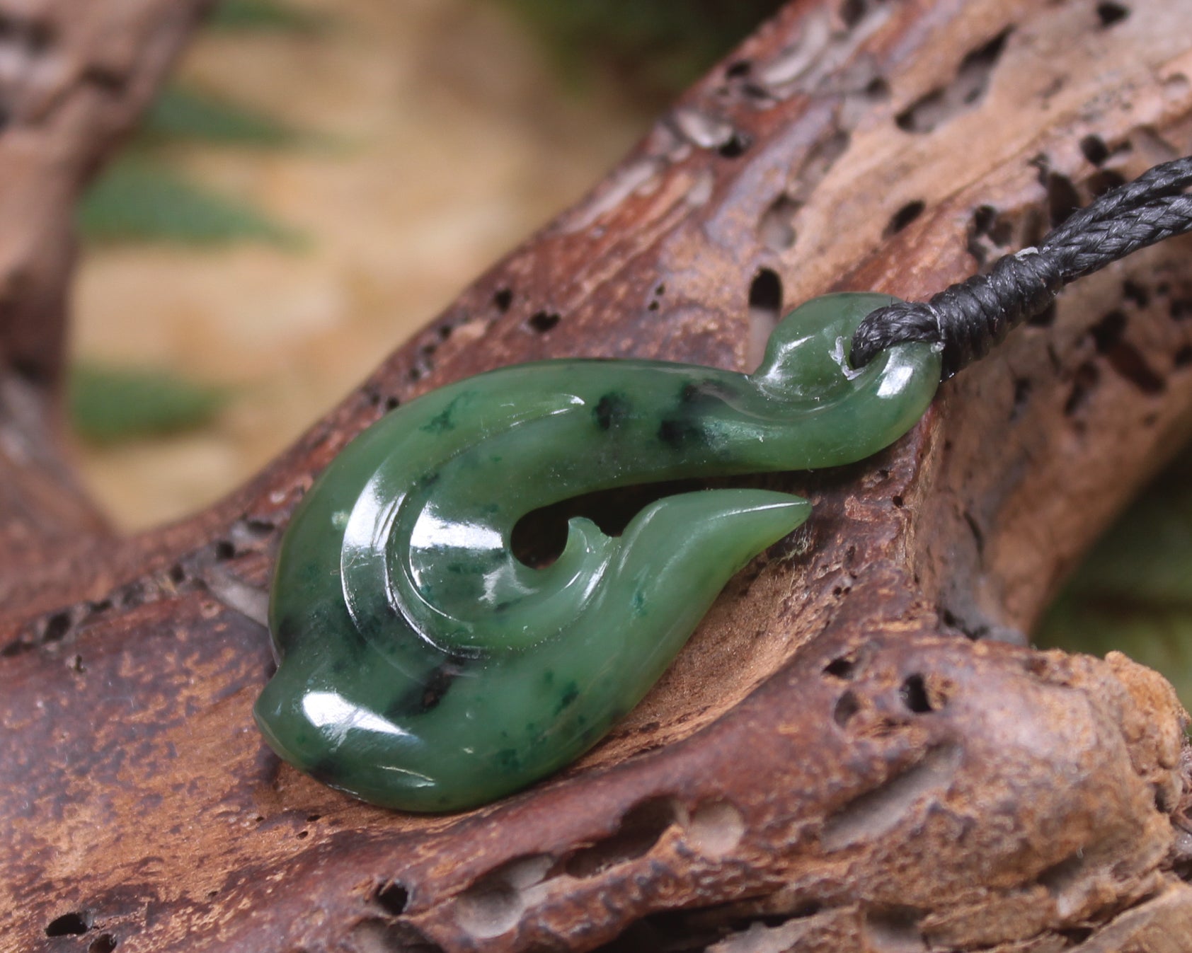 Hei Matau or Fish Hook carved from Kawakawa Pounamu - NZ Greenstone