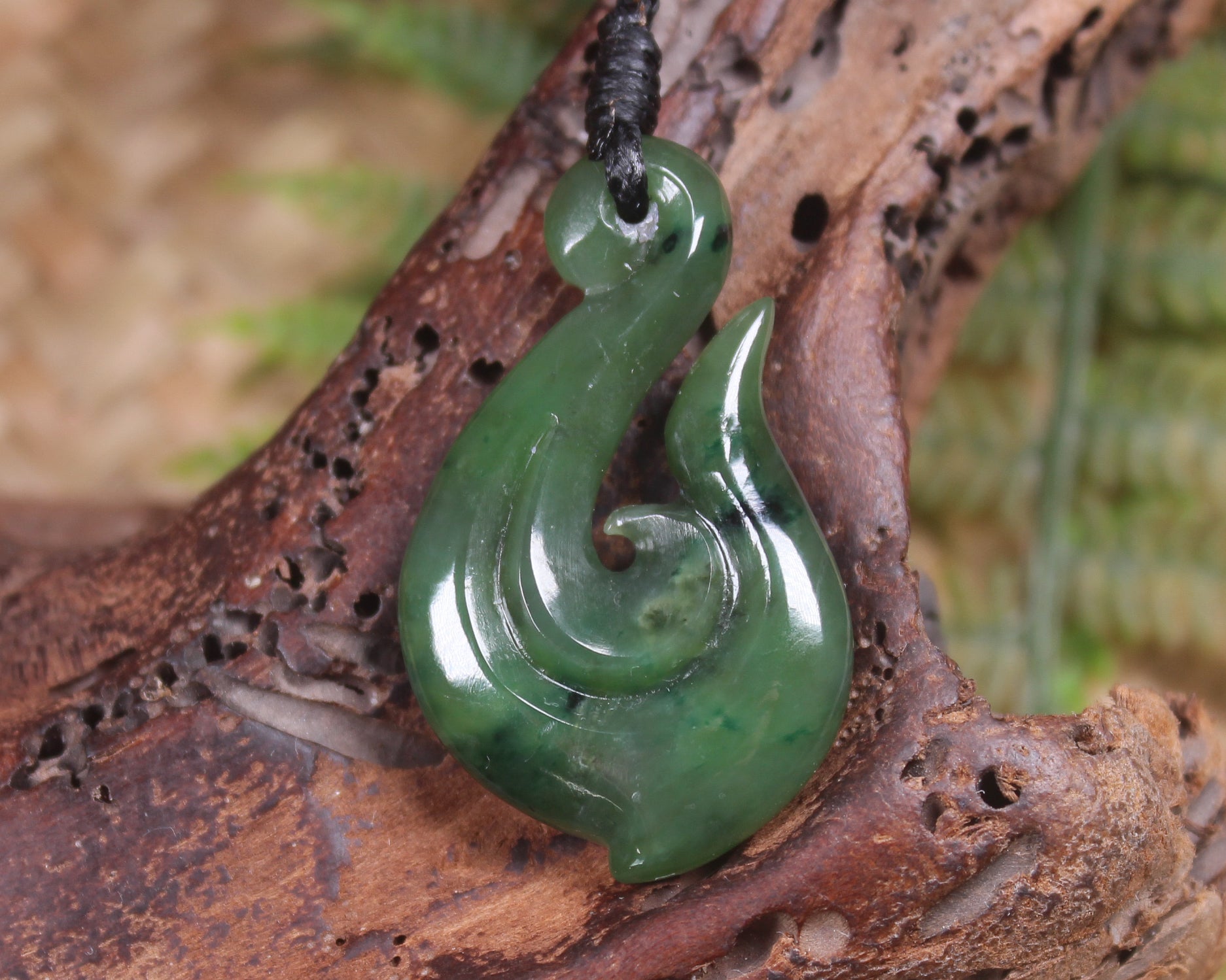 Hei Matau or Fish Hook carved from Kawakawa Pounamu - NZ Greenstone