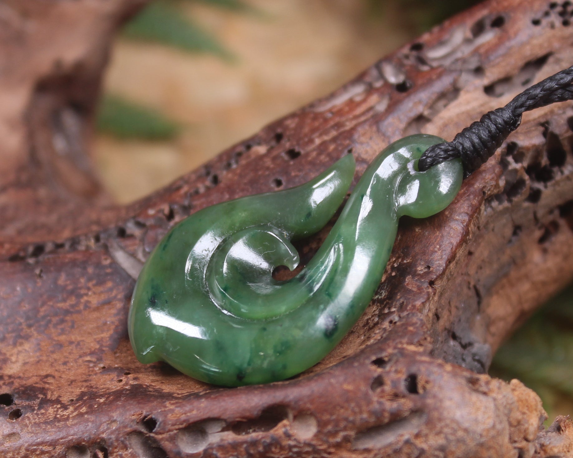 Hei Matau or Fish Hook carved from Kawakawa Pounamu - NZ Greenstone