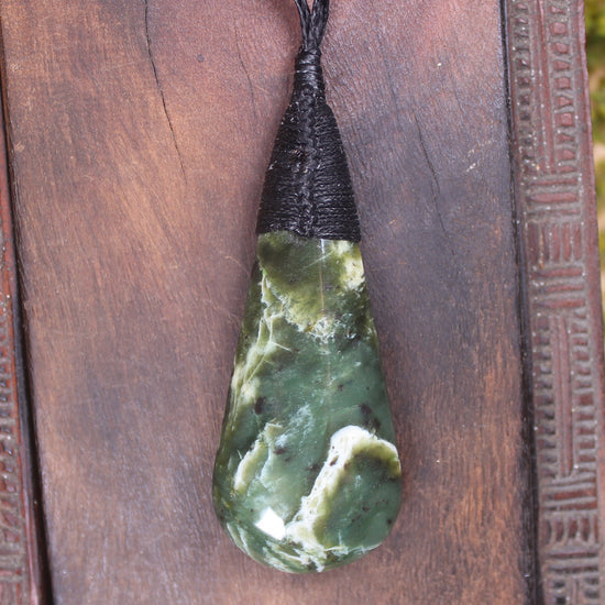 Roimata Teardrop carved from Hapopo Pounamu - NZ Greenstone
