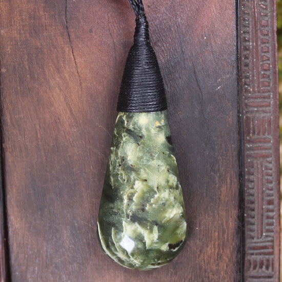 Roimata Teardrop carved from Hapopo Pounamu - NZ Greenstone