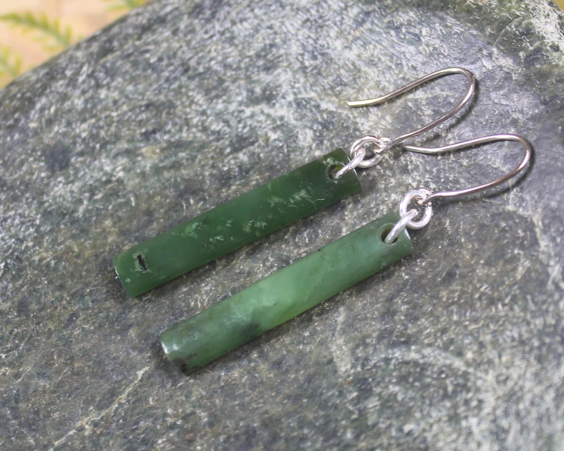 Roimata or Teardrop earrings carved from Kawakawa Pounamu - NZ Greenstone