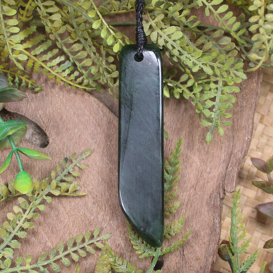 Kawakawa Pounamu Toki