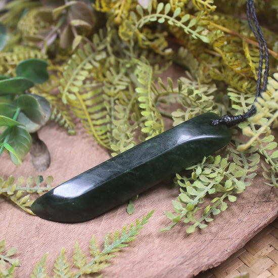 Kawakawa Pounamu Toki