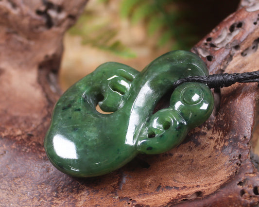 Manaia carved from Kawakawa Pounamu - NZ Greenstone