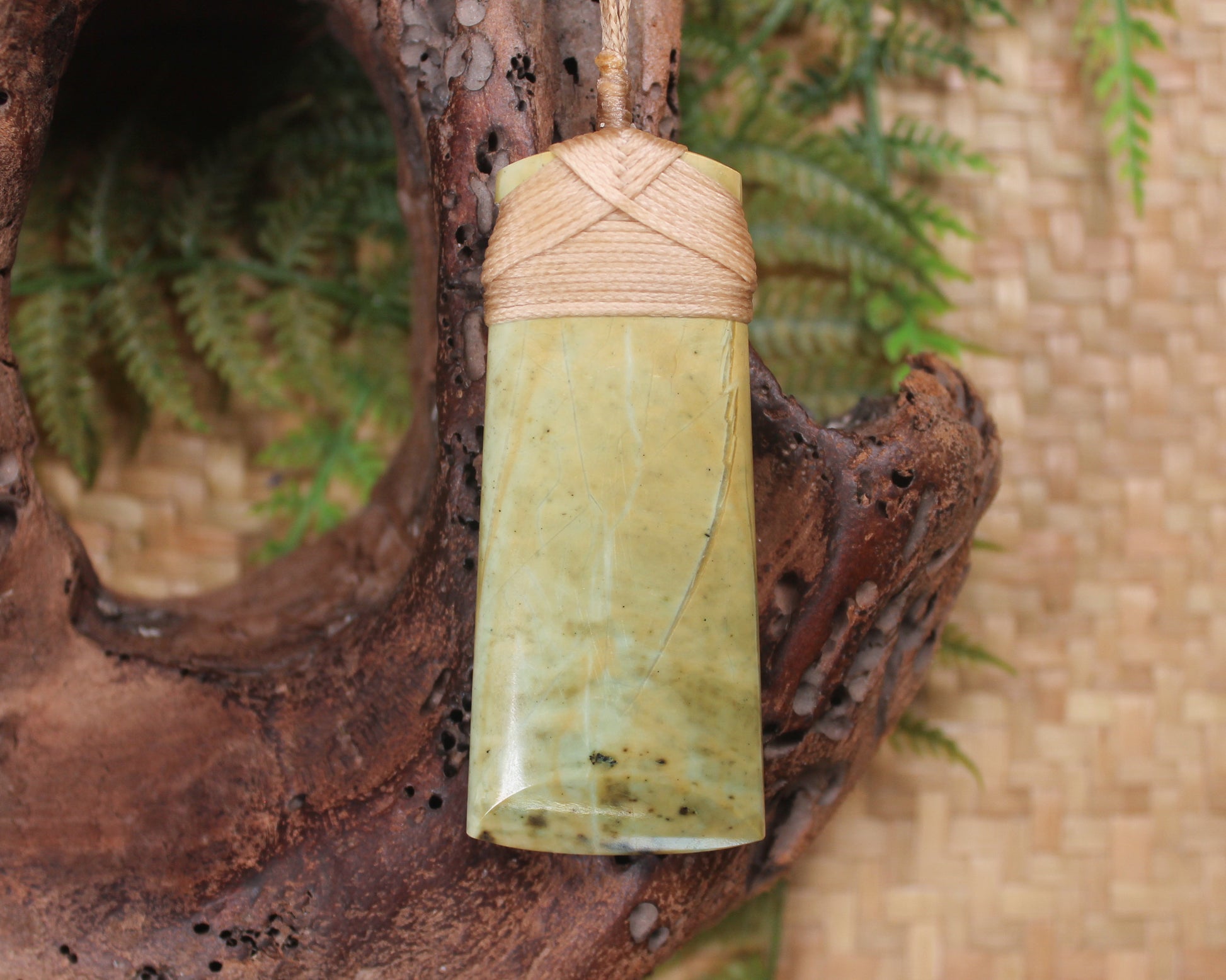 Toki or Adze Pendant carved from Flower Jade Pounamu - NZ Greenstone