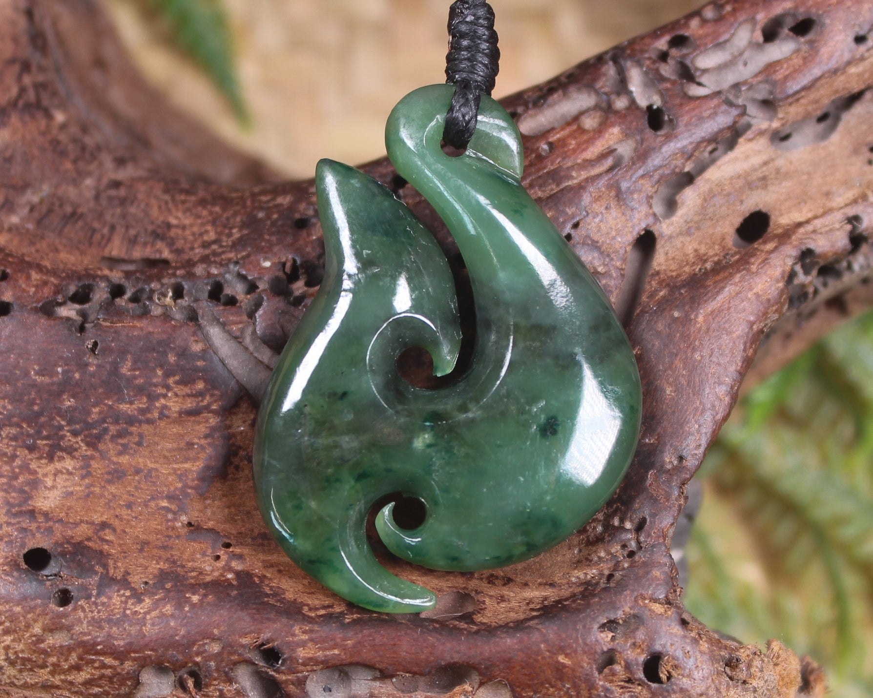 Hei Matau or Fish Hook carved from Kawakawa Pounamu - NZ Greenstone