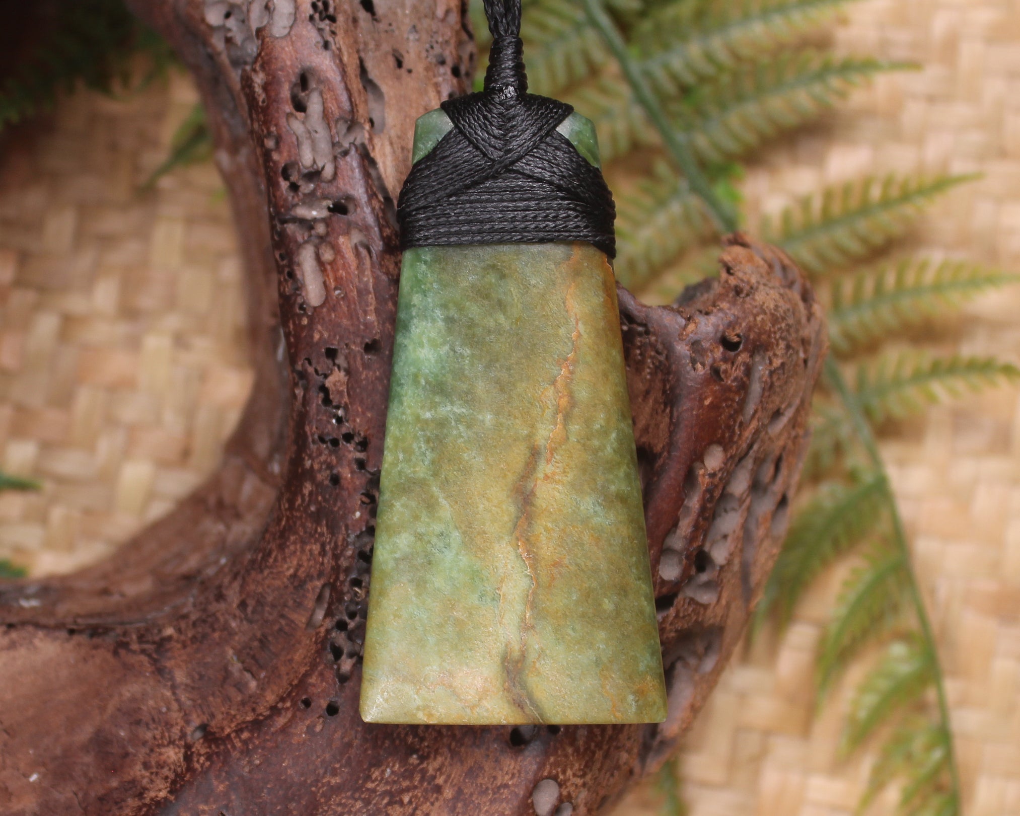 Toki or Adze Pendant carved from Flower Jade Pounamu - NZ Greenstone