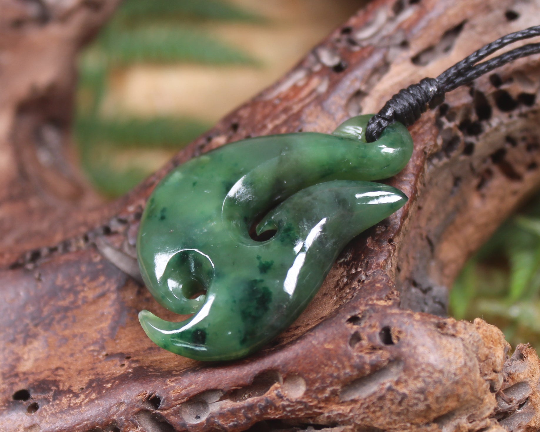 Hei Matau or Fish Hook carved from Kawakawa Pounamu - NZ Greenstone