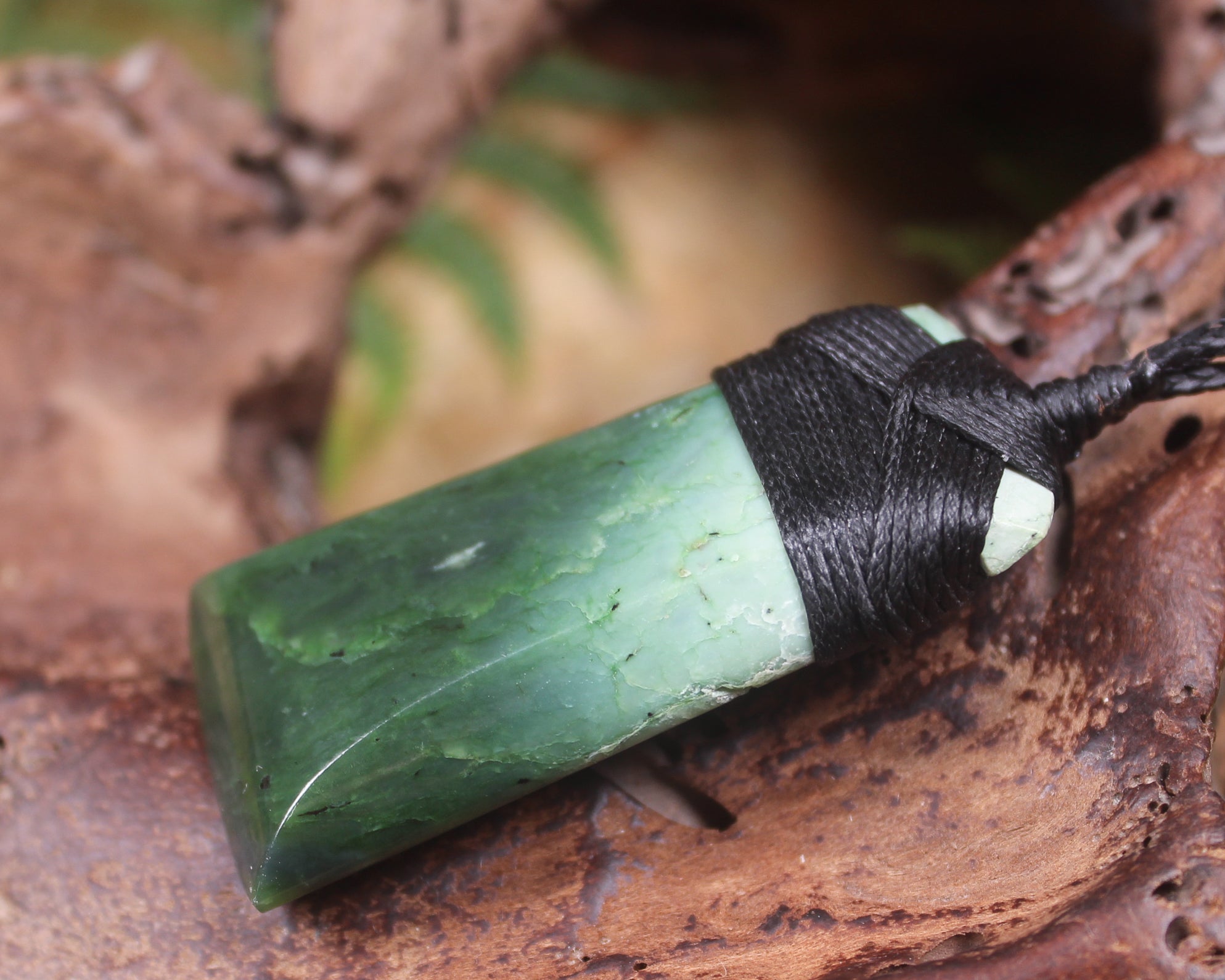Kawakawa Pounamu Toki