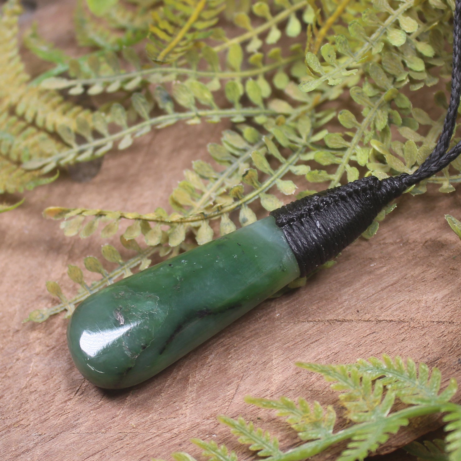 Roimata or Teardop carved from Hapopo Pounamu - NZ Greenstone