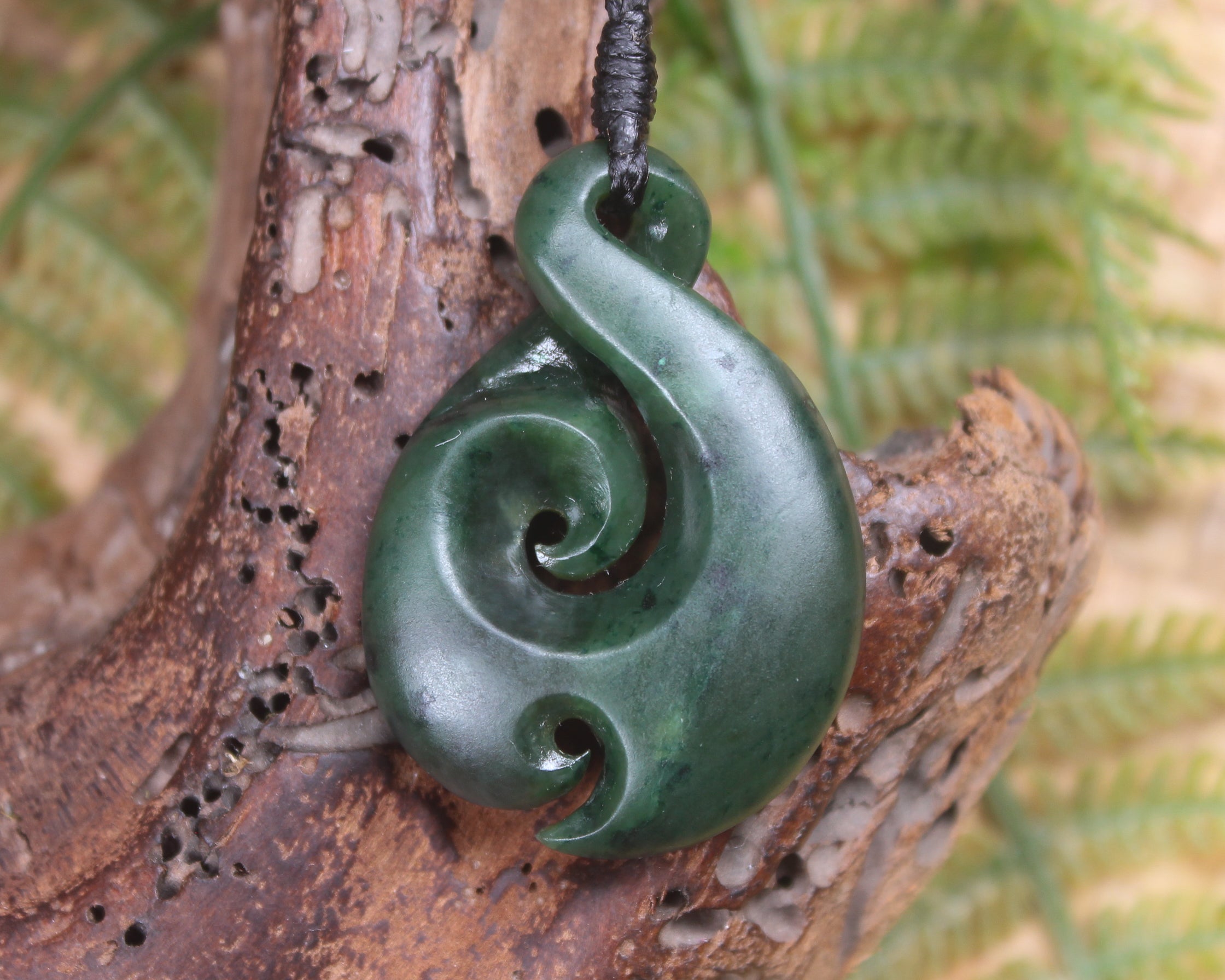 Koru Twist carved from Kawakawa Pounamu - NZ Greenstone