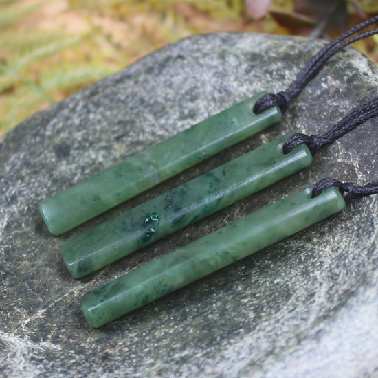 Roimata Teardrop carved from Kawakawa Pounamu - NZ Greenstone