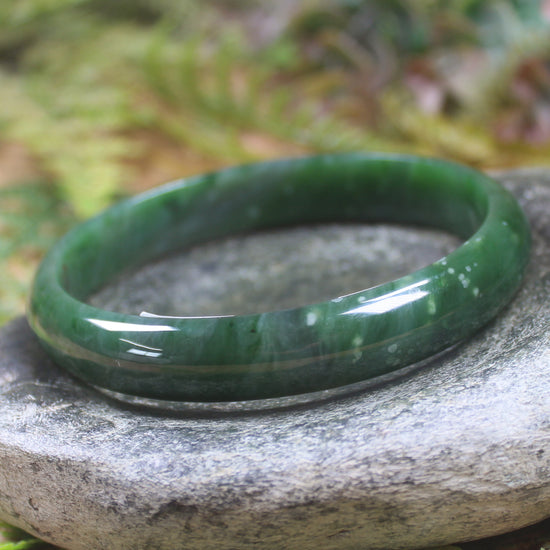 Bangle carved from Kawakawa Pounamu - NZ Greenstone