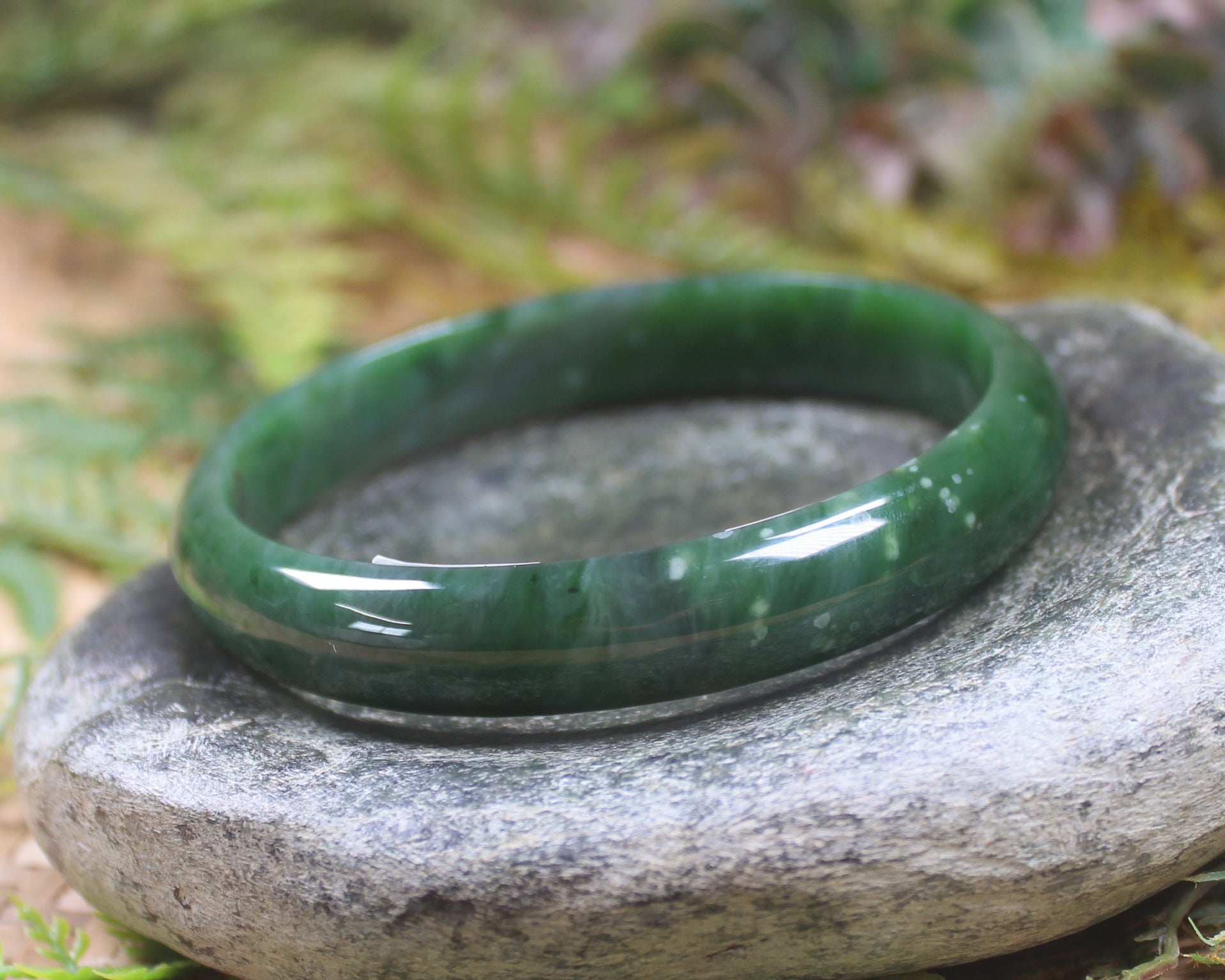Bangle carved from Kawakawa Pounamu - NZ Greenstone