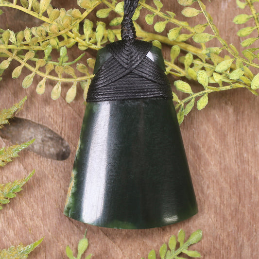 Flower Jade Pounamu Toki