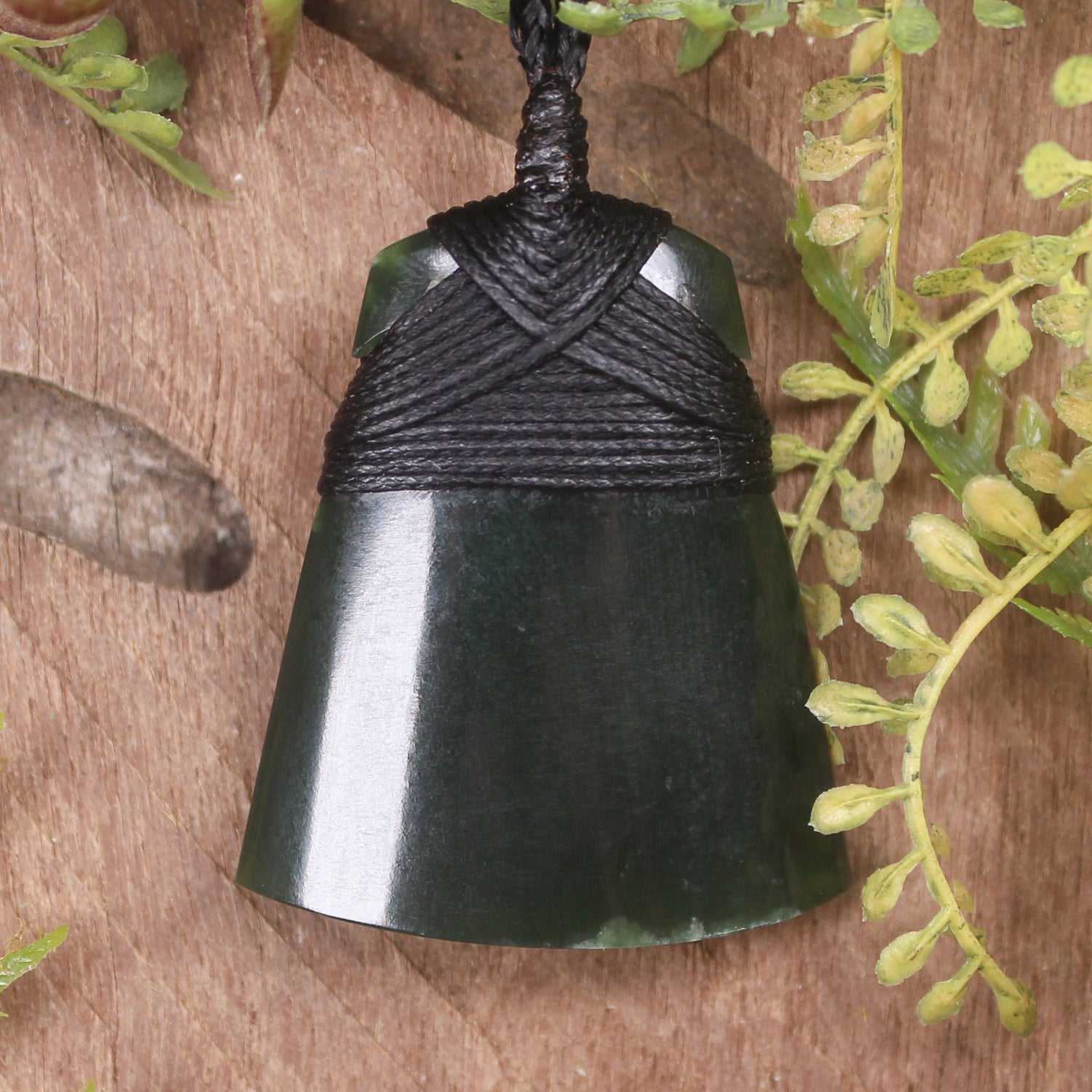 Flower Jade Pounamu Toki