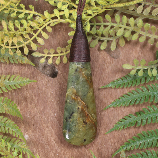 Flower Jade Pounamu - NZ Greenstone