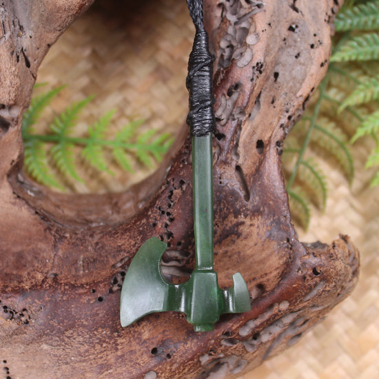 Kawakawa Pounamu Axe pendant