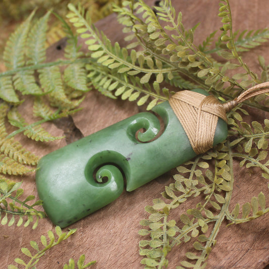 Hapopo Pounamu Toki with Koru - NZ Greenstone