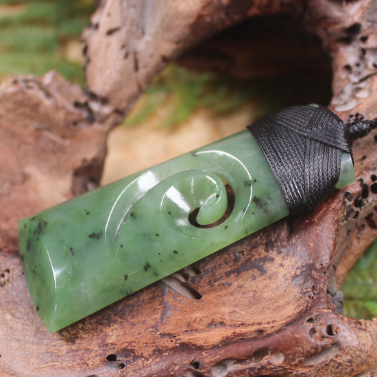 Toki or Adze with Koru carved from Hapopo Pounamu - NZ Greenstone