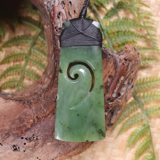 Toki or Adze with Koru carved from Hapopo Pounamu - NZ Greenstone