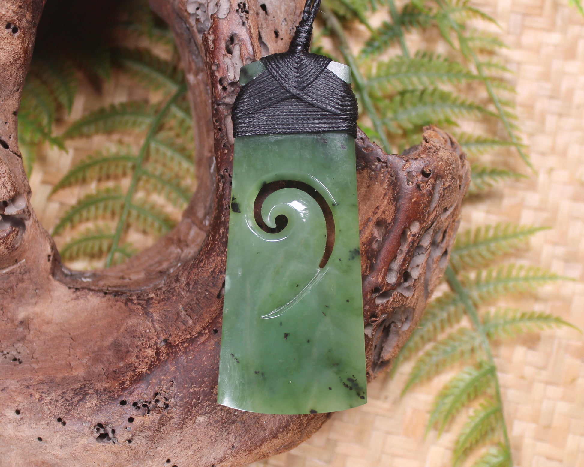 Toki or Adze with Koru carved from Hapopo Pounamu - NZ Greenstone
