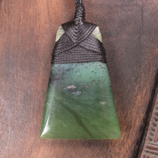 Toki or Adze Pendant carved from Tangiwai Pounamu - NZ Greenstone