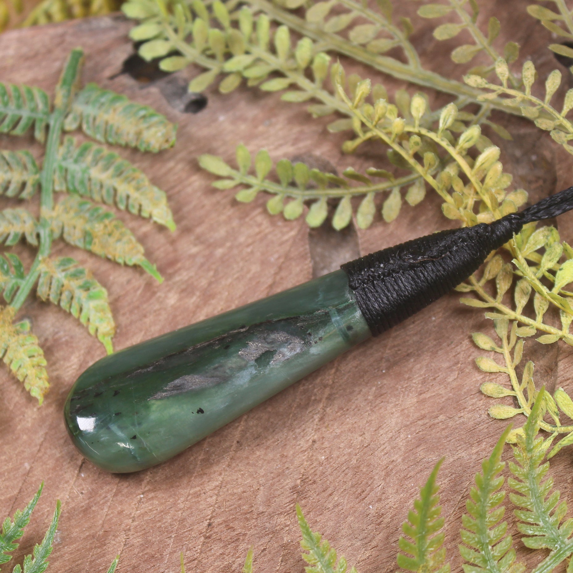 Hapopo Pounamu Roimata Pendant - NZ Greenstone