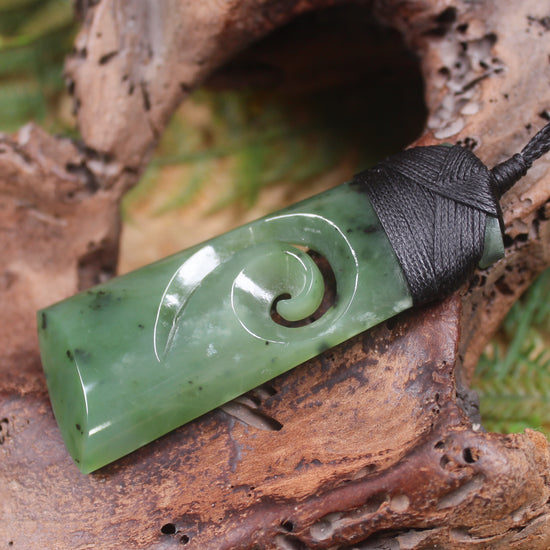 Toki or Adze with Koru carved from Hapopo Pounamu - NZ Greenstone