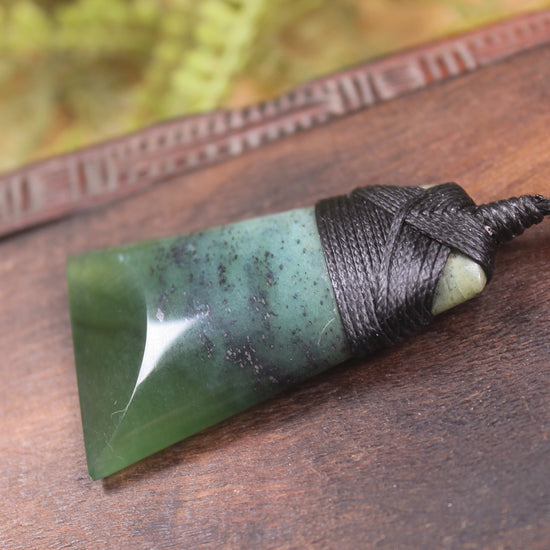 Toki or Adze Pendant carved from Tangiwai Pounamu - NZ Greenstone