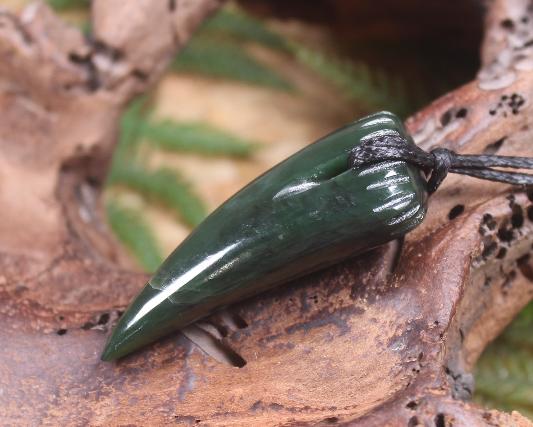 Taniwha Tooth or Niho carved from Kawakawa Pounamu - NZ Greenstone