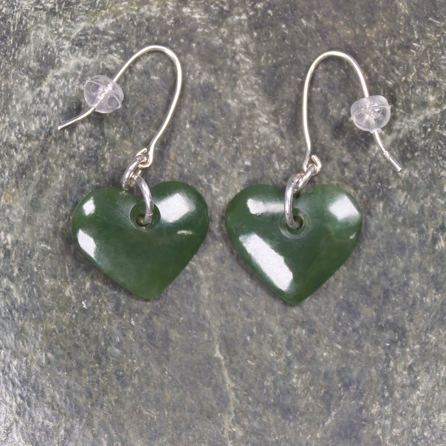 Heart Earrings carved from Kawakawa Pounamu - NZ Greenstone