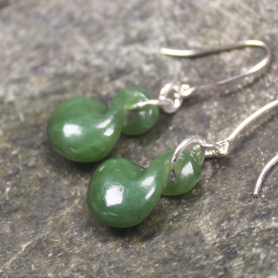 Twist Earrings carved from Hapopo Pounamu - NZ Greenstone