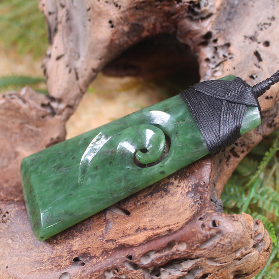 Toki or Adze with Koru carved from Hapopo Pounamu - NZ Greenstone