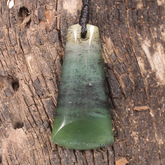 Toki or Adze Pendant carved from Tangiwai Pounamu - NZ Greenstone