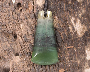 Toki or Adze Pendant carved from Tangiwai Pounamu - NZ Greenstone