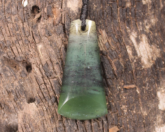Toki or Adze Pendant carved from Tangiwai Pounamu - NZ Greenstone