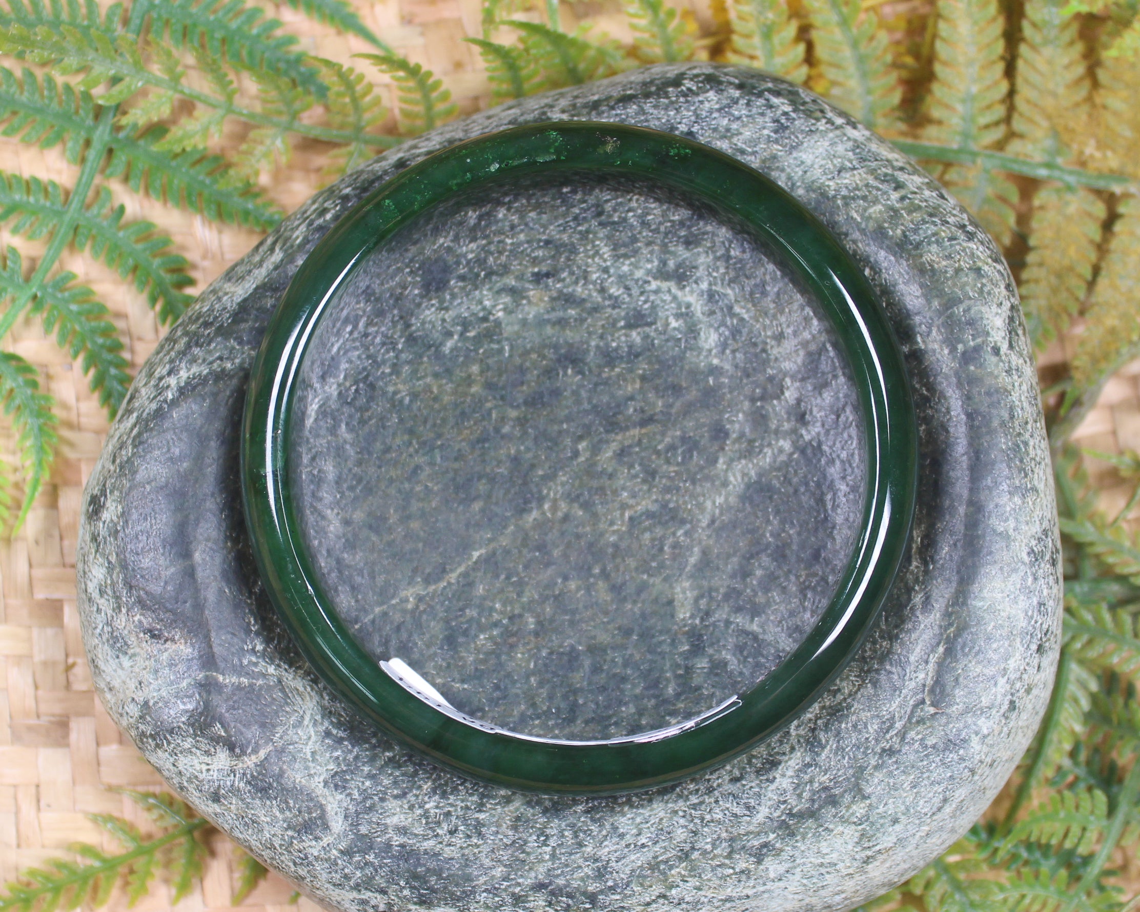 Bangle carved from Kawakawa Pounamu - NZ Greenstone