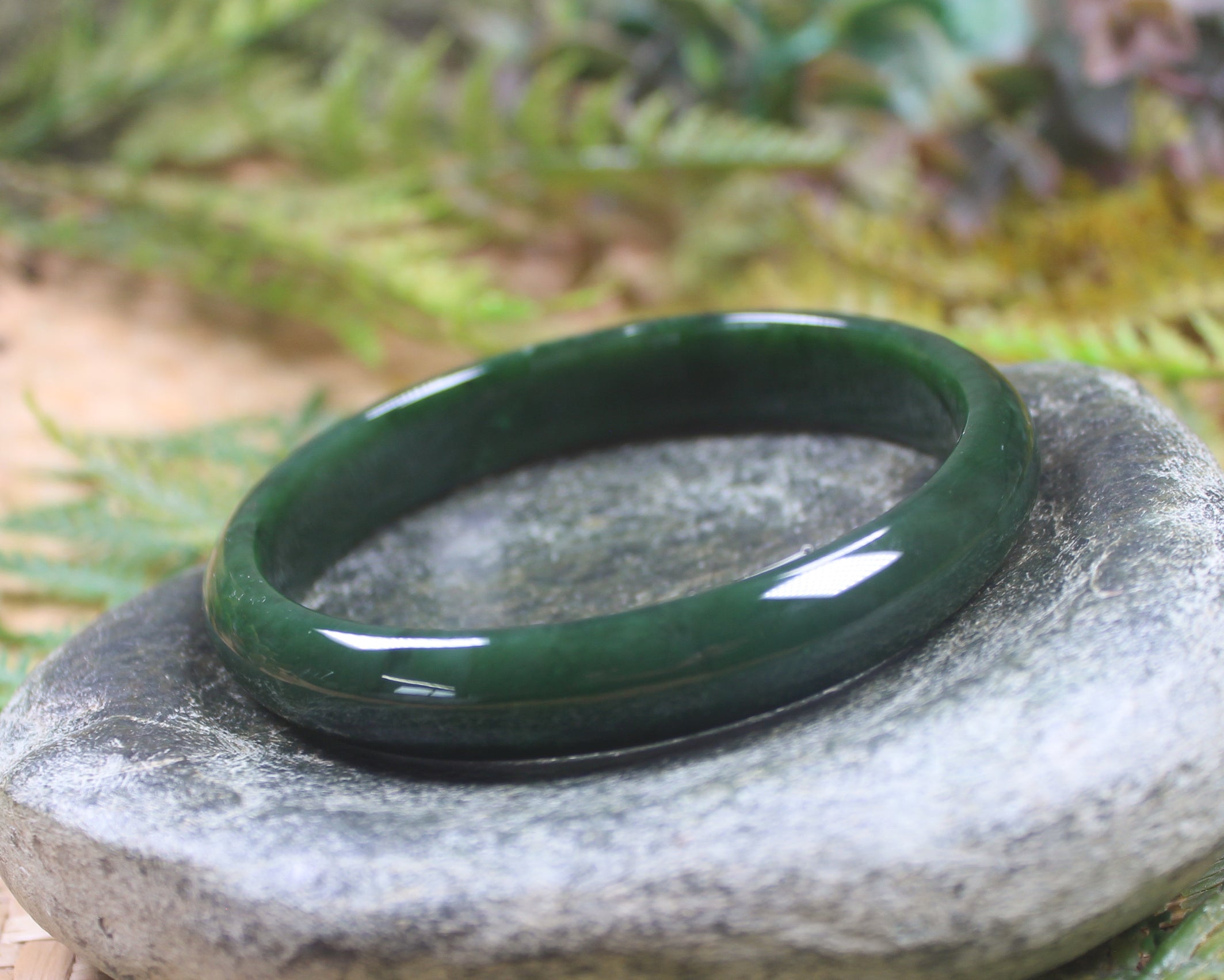 Bangle carved from Kawakawa Pounamu - NZ Greenstone