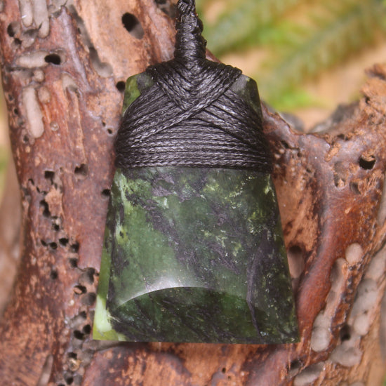 Toki or Adze carved from Douglas Creek - NZ Greenstone