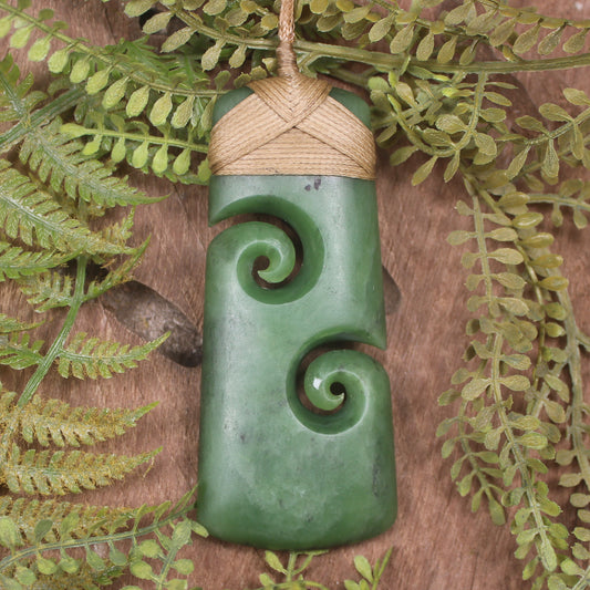 Hapopo Pounamu Toki with Koru - NZ Greenstone