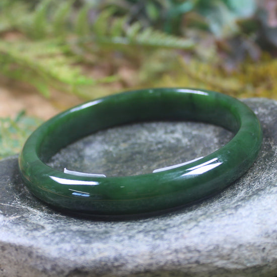 Bangle carved from Kawakawa Pounamu - NZ Greenstone