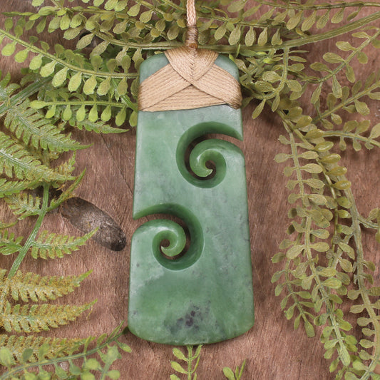 Hapopo Pounamu Toki with Koru - NZ Greenstone